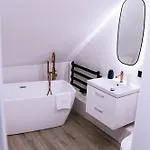 The View - Z Basenem Apartman *