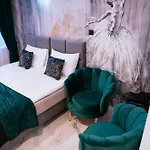 The View - Z Basenem *