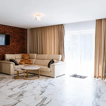 The View - Z Basenem Apartment *
