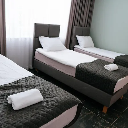 The View - Z Basenem Apartment *